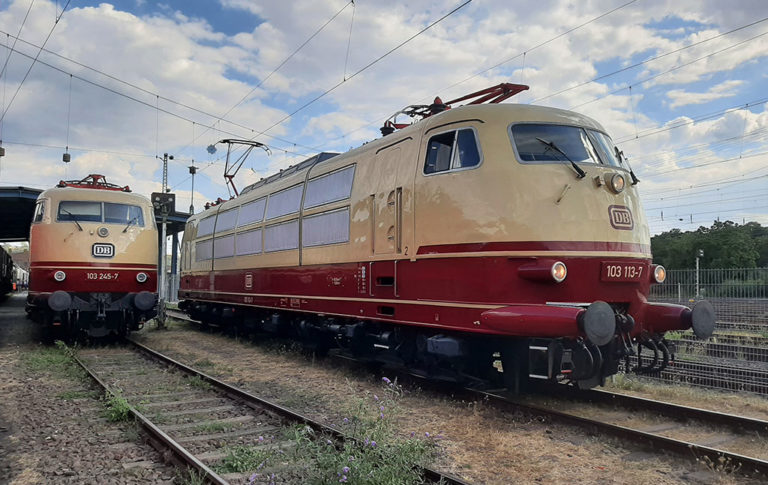 Lokomotiven | AKE-RHEINGOLD | AKE-Eisenbahntouristik