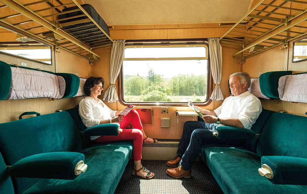 Abteilwagen | AKE-RHEINGOLD | AKE-Eisenbahntouristik