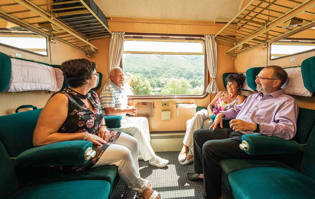 AKE-RHEINGOLD | AKE-Eisenbahntouristik