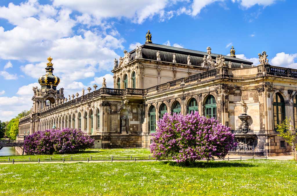 Dresden_Zwinger_AdobeStock