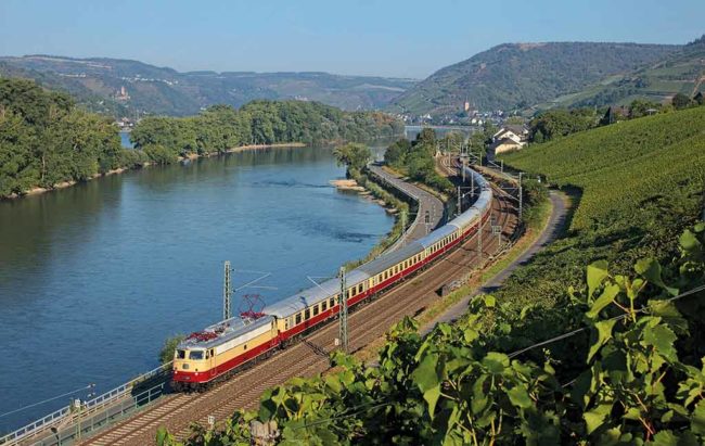 AKE-RHEINGOLD | AKE-Eisenbahntouristik