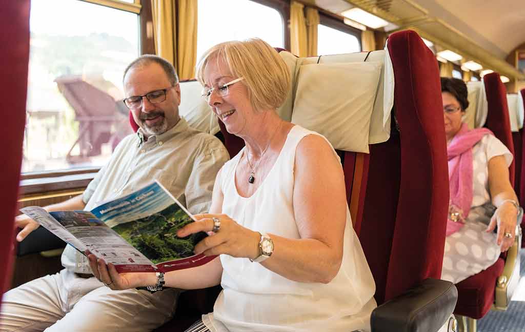 AKE-RHEINGOLD | AKE-Eisenbahntouristik