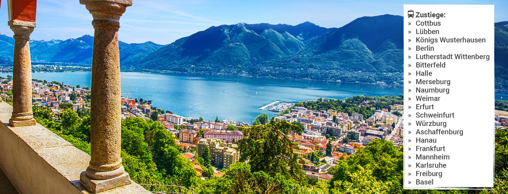 Panoramablick auf Locarno am Lago Maggiore in der Schweiz mit Blick auf die Altstadt, den See und die umliegenden Berge.