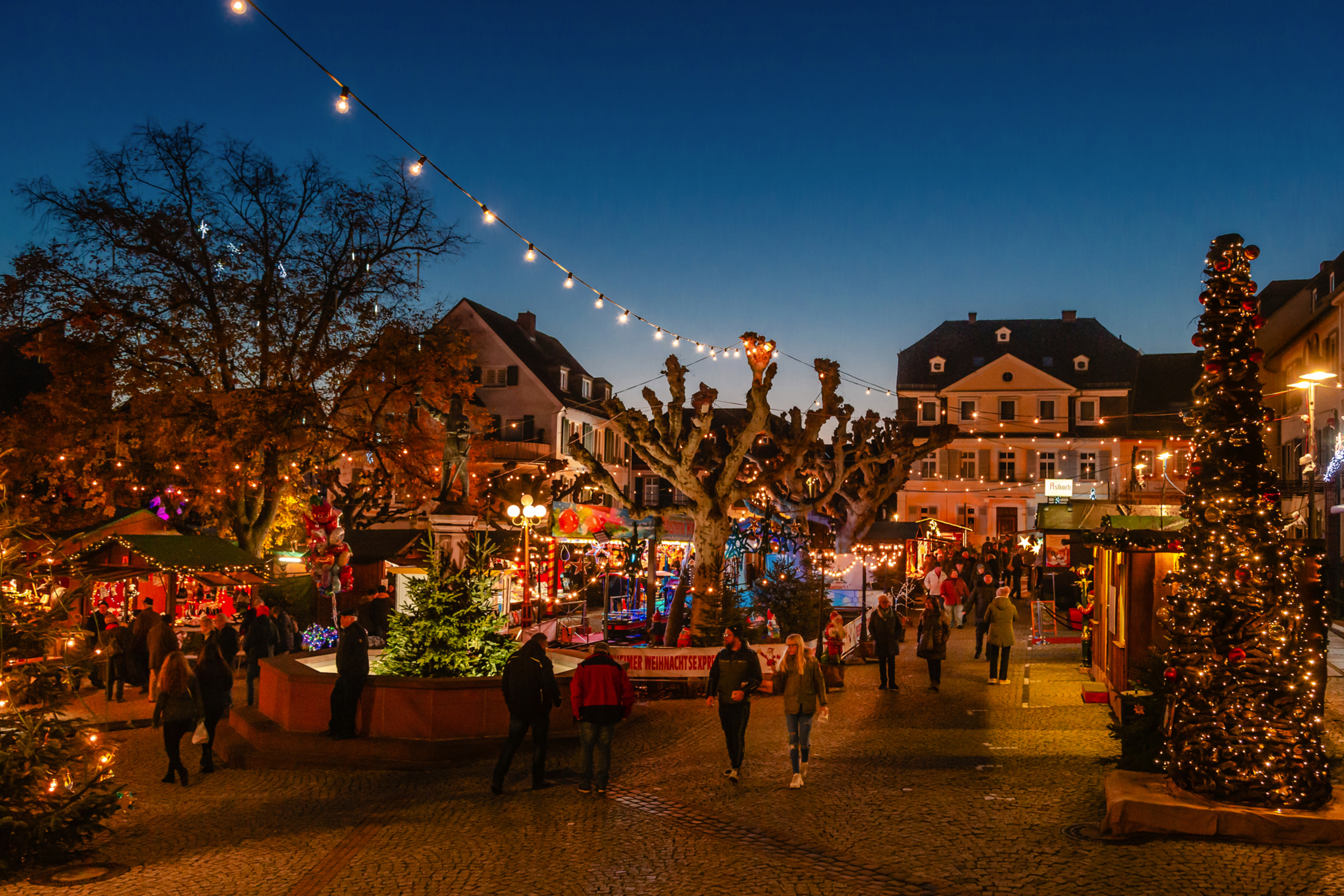 © www.weihnachtsmarkt-der-nationen.de